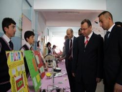 Atıkları sanat eserine çevirdiler